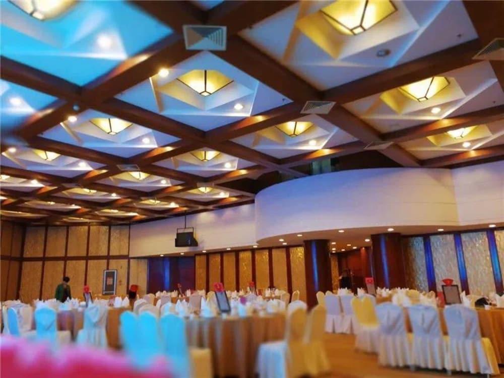 Huiquan Dynasty Hotel Thanh Đảo Ngoại thất bức ảnh